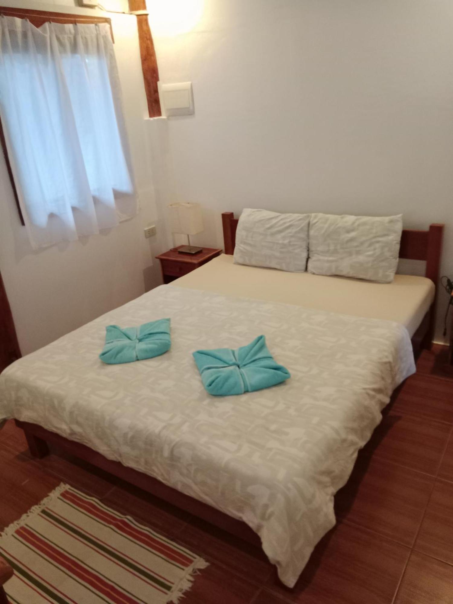 Pahiluna Guesthouse Панглао Экстерьер фото