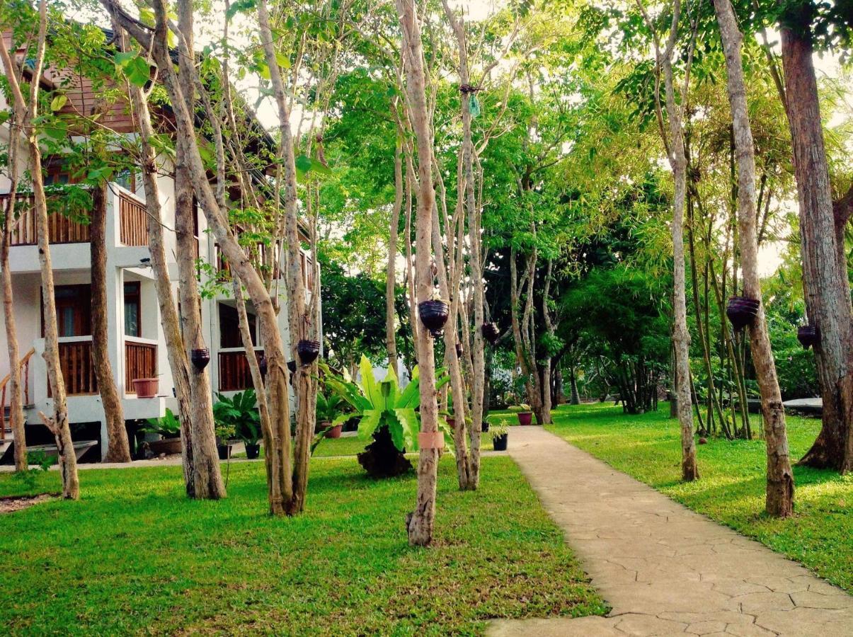 Pahiluna Guesthouse Панглао Экстерьер фото